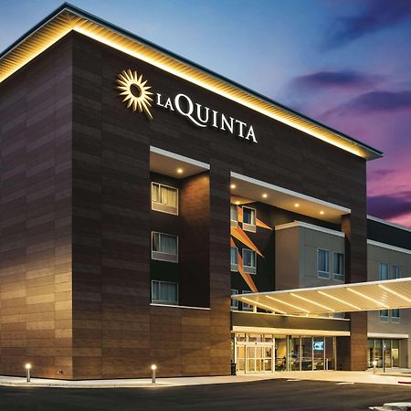 La Quinta Inn & Suites By Wyndham Atlanta South - Mcdonough Exterior foto